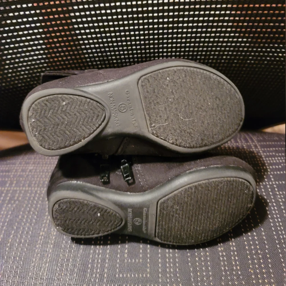 Garanimals Toddler Girls Black Bow Suede Ankle Boots Size 5 - Picture 4 of 6